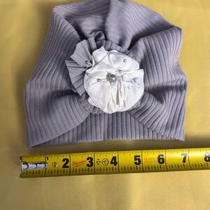 Gray Ribbed Kids Beanie with White Floral Accent